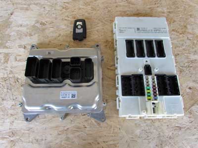 BMW Engine ECU DME Comfort Control Unit Key FOB Set 12148614949 F22 228i F30 320i 328i F32 428i